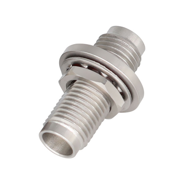 2.4母头转2.4母头 50GHz 穿墙式防水高频转接器