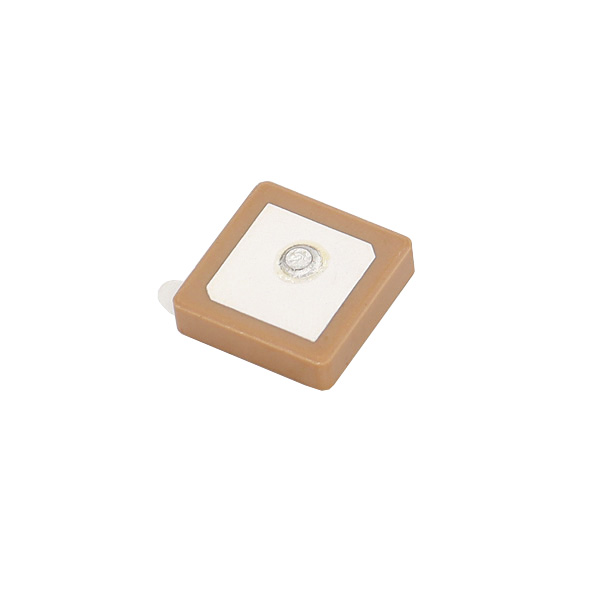 15*15*4MM 17c一起草 BD GLONASS三模定位导航17c一起草
 陶瓷片SMD贴片17c一起草
