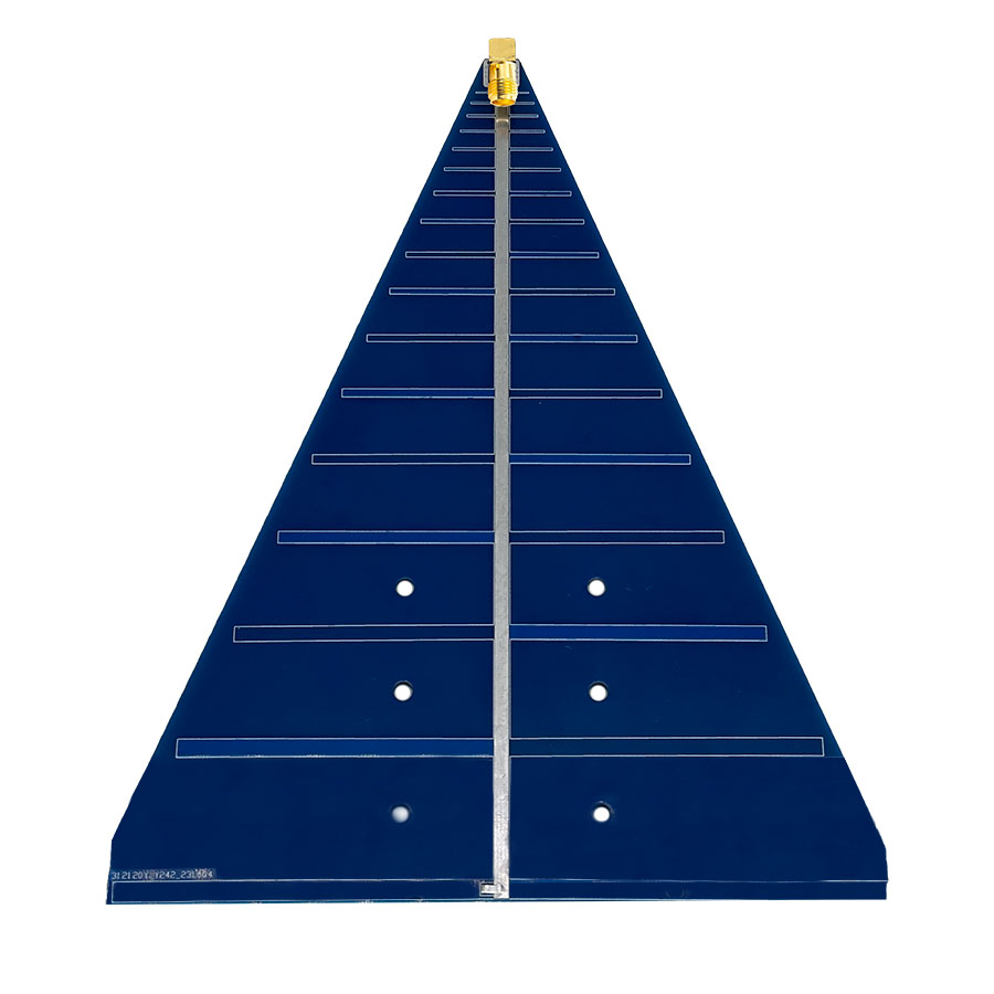190*150MM 800-6000MHz 蓝色PCB对数周期17c一起草

